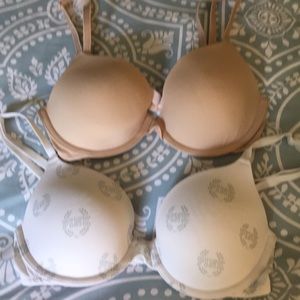 (2) PINK Wear Everywhere Bras
